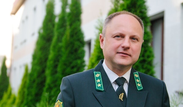 Поздравление генерального директора Минского ГПЛХО Е.Л.Крискевич