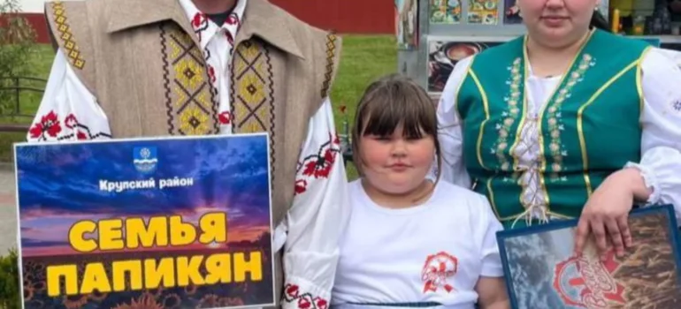На областном этапе конкурса «Властелин села» в Воложине Крупский район представляет семья Папикян из агрогородка Хотюхова.